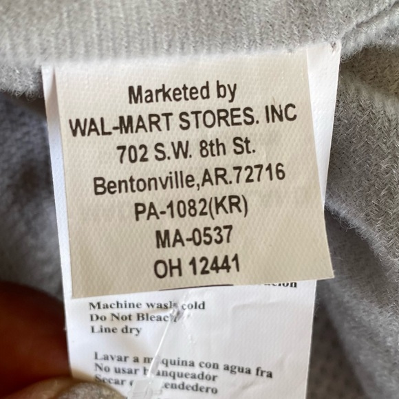 GRAY SHARK 🦈 KID COSTUME SIZE 4-6X 🌟NWOT🌟 - Picture 7 of 9